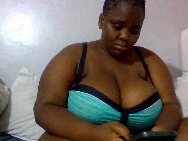 Bursty-Monique webcam
