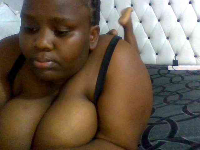 Bursty-Monique webcam