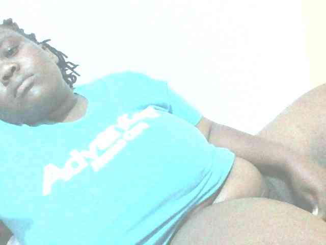 Bursty-Monique webcam