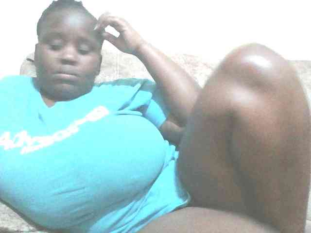 Bursty-Monique webcam