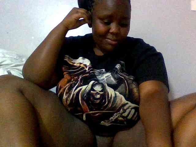 Bursty-Monique webcam