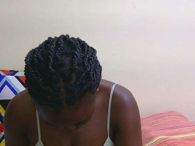 Blackqueeen's BongaCams show and profile