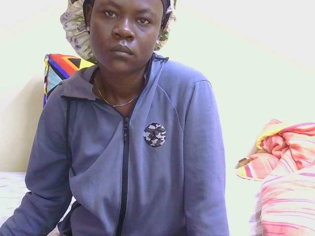 Blackqueeen's BongaCams show and profile