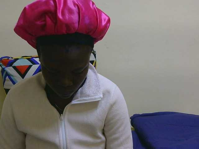 Blackqueeen's BongaCams show and profile