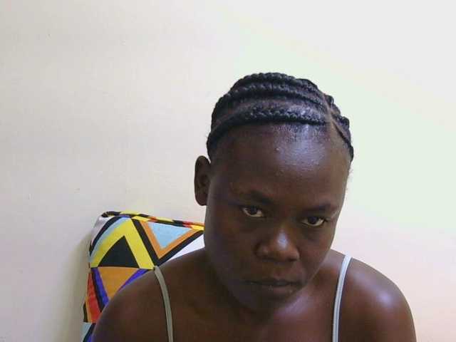 Blackqueeen's BongaCams show and profile