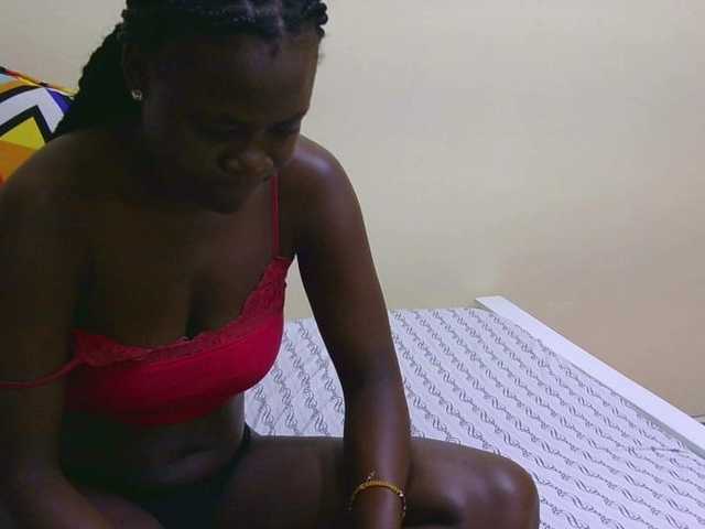 Blackqueeen's BongaCams show and profile