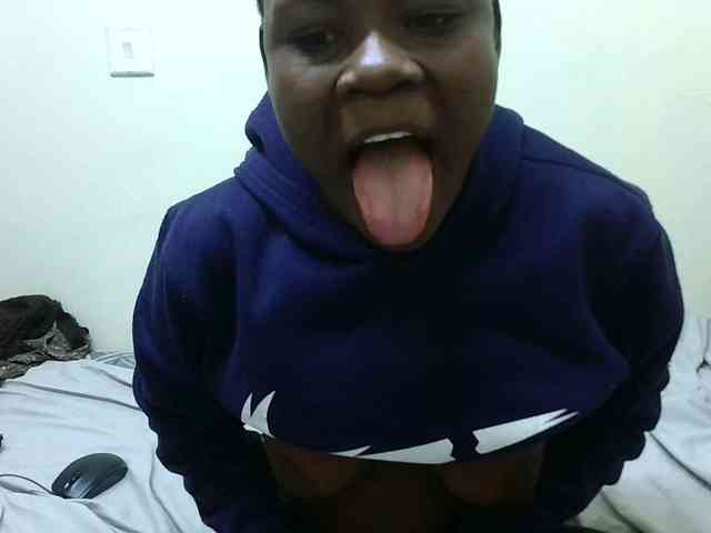 Blackqueeen webcam