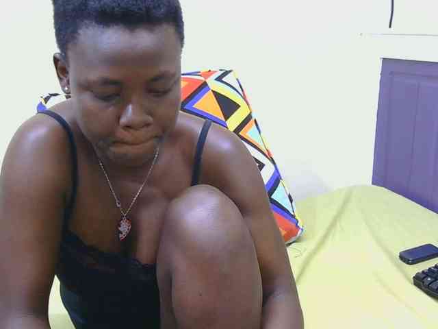 Blackqueeen webcam