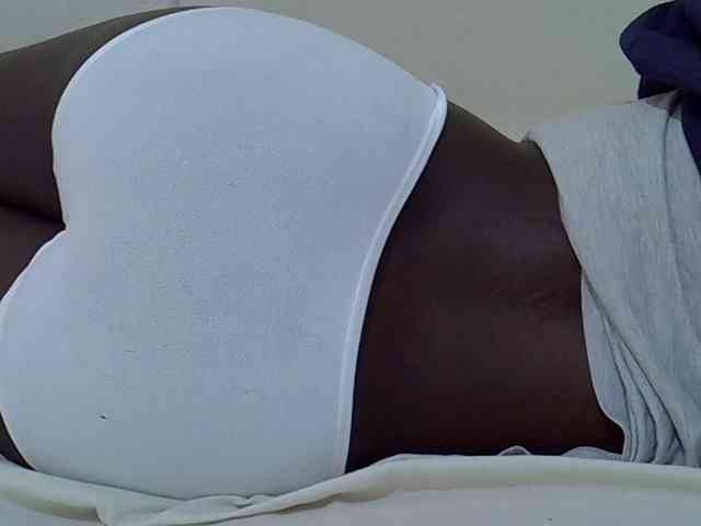 Blackqueeen webcam