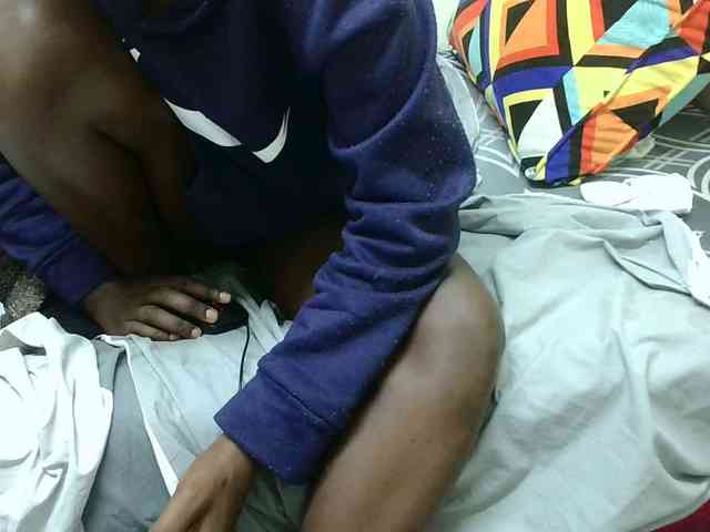 Blackqueeen webcam