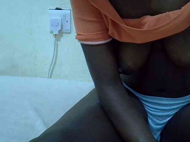 Blackqueeen webcam