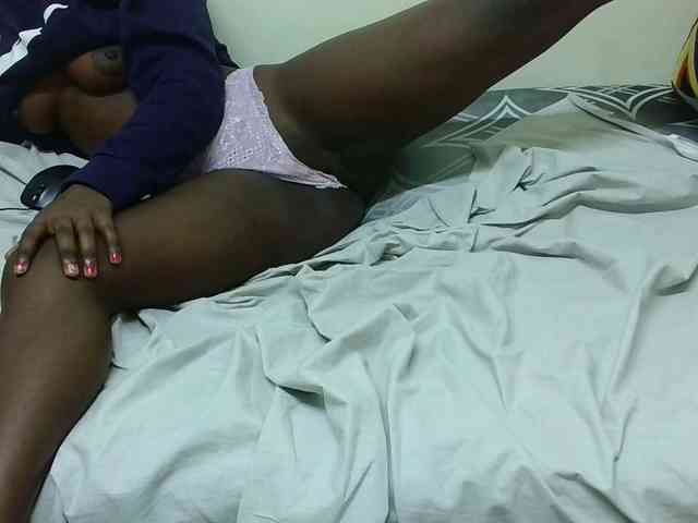 Blackqueeen webcam