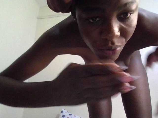 Pinkiec's BongaCams show and profile