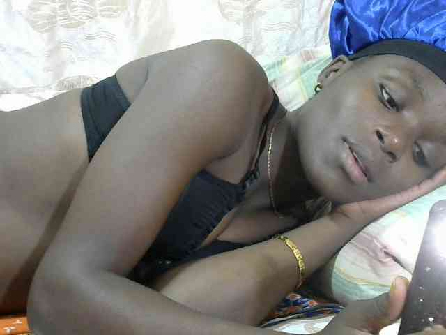 Sweetvallerie webcam