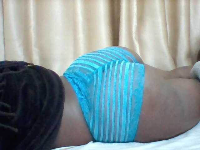 Sexybigass3's BongaCams show and profile