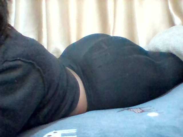 Sexybigass3's BongaCams show and profile
