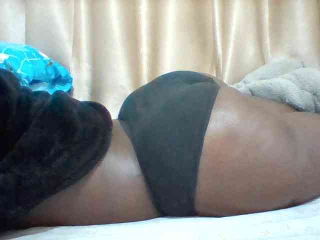 Sexybigass3 webcam