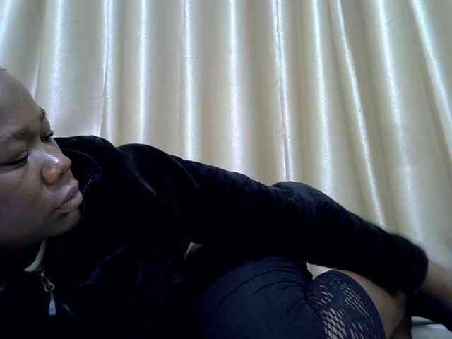 Sexybigass3 webcam