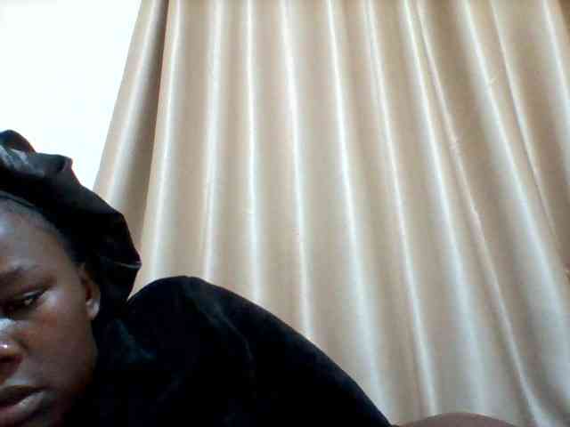 Sexybigass3 webcam