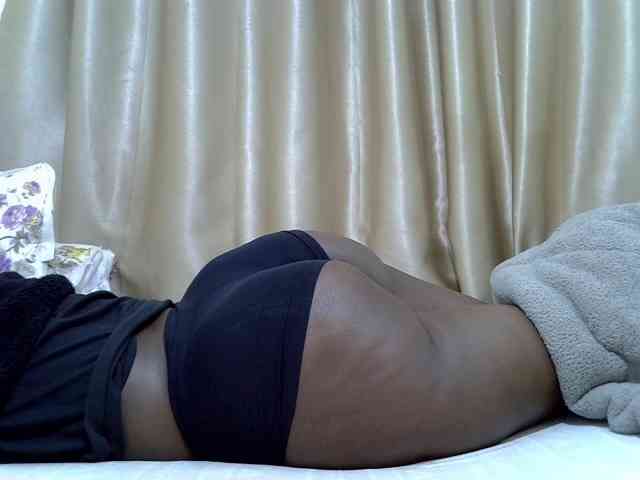 Sexybigass3 webcam