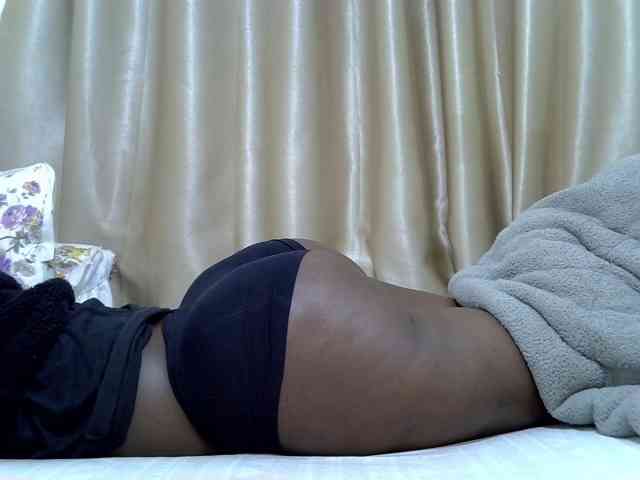 Sexybigass3 webcam