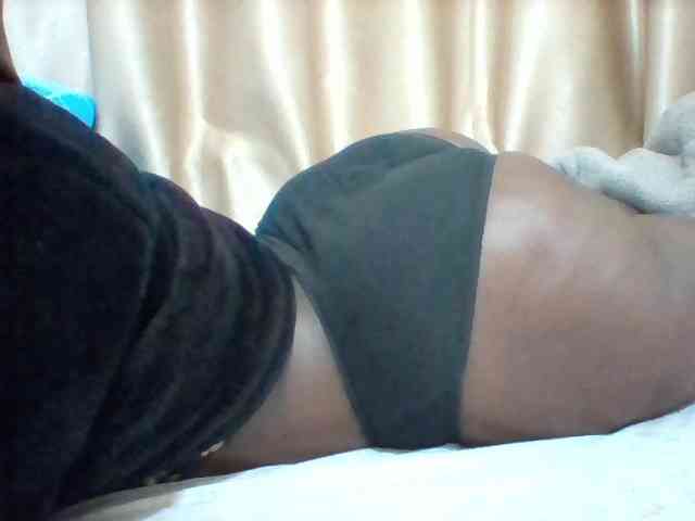 Sexybigass3 webcam