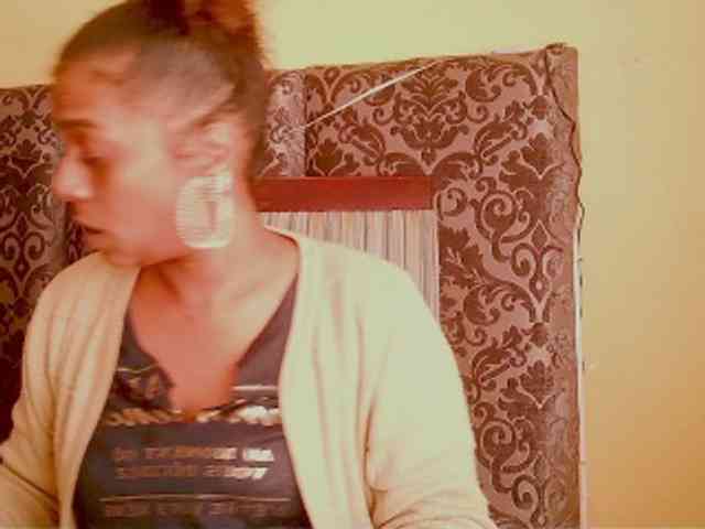 1FiestyAlpha69 webcam