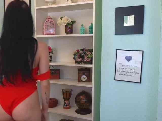 Ivanna-Rose webcam