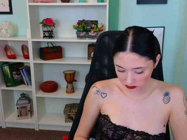 Ivanna-Rose webcam