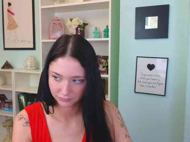 Ivanna-Rose webcam