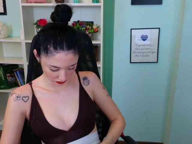 Ivanna-Rose webcam