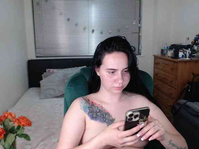 BethanyLenz webcam