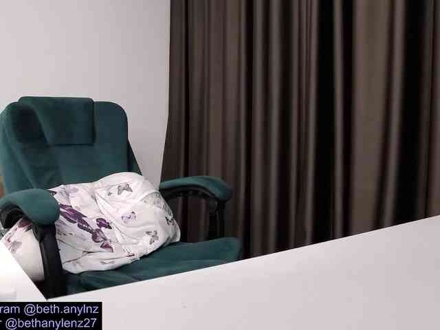 BethanyLenz webcam