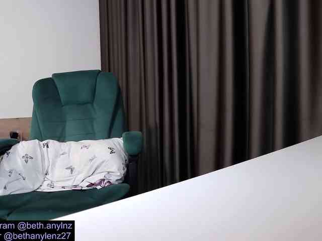 BethanyLenz BethanyLenz