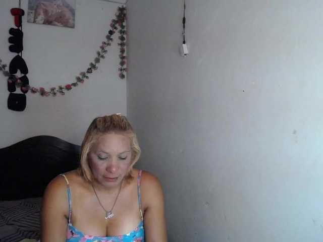 GeicerTito's BongaCams show and profile