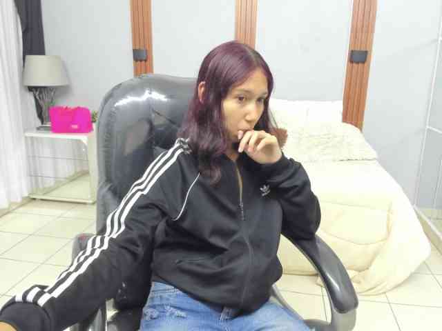 online web cam show Leslieanddrako