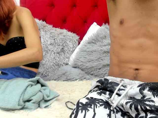 leslieanddrako webcam