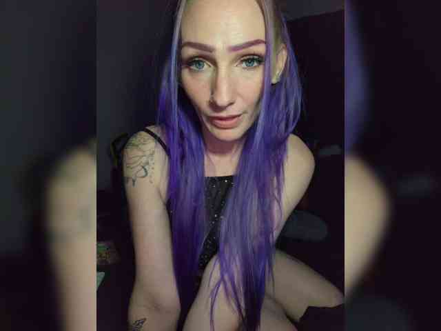 NaughtyLilChanel webcam