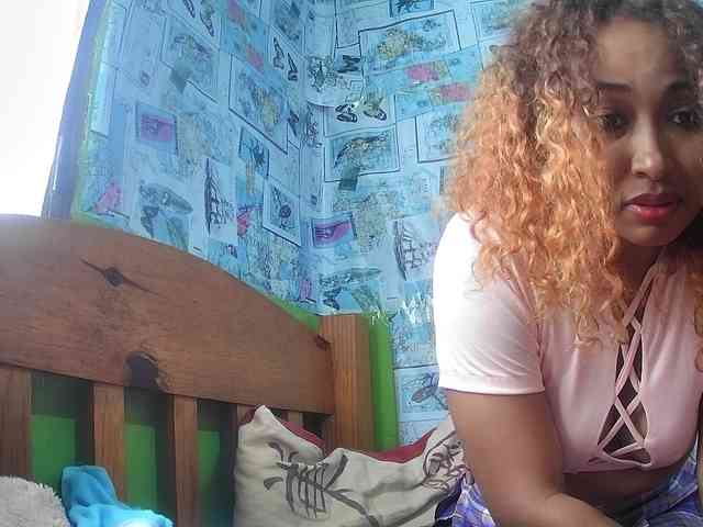Babylove22 webcam