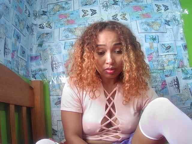 Babylove22 webcam
