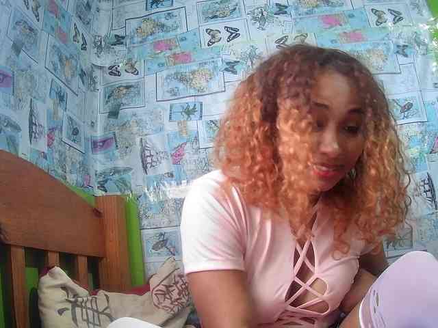 Babylove22 webcam