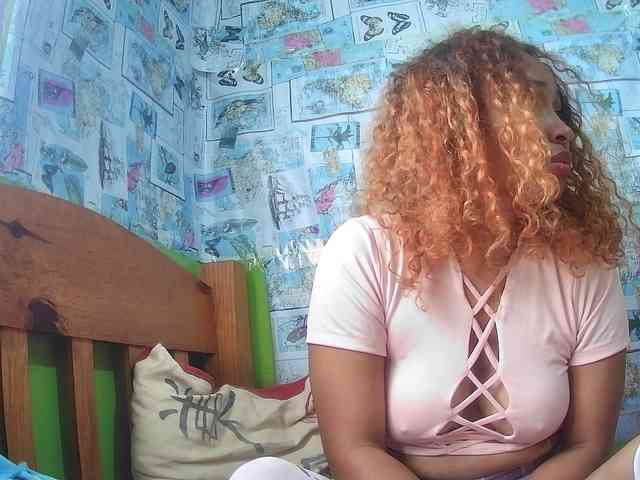 Babylove22 webcam