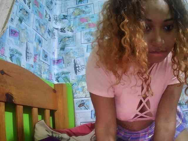 Babylove22 webcam