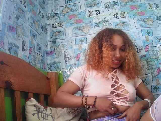 Babylove22 webcam