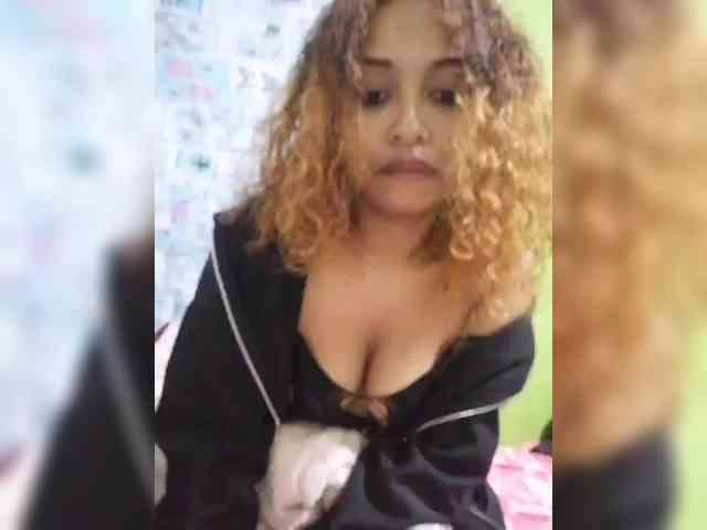 Babylove22 webcam