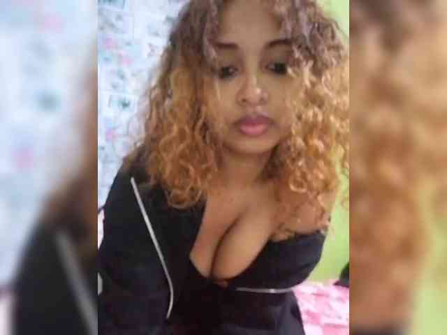 Babylove22 webcam