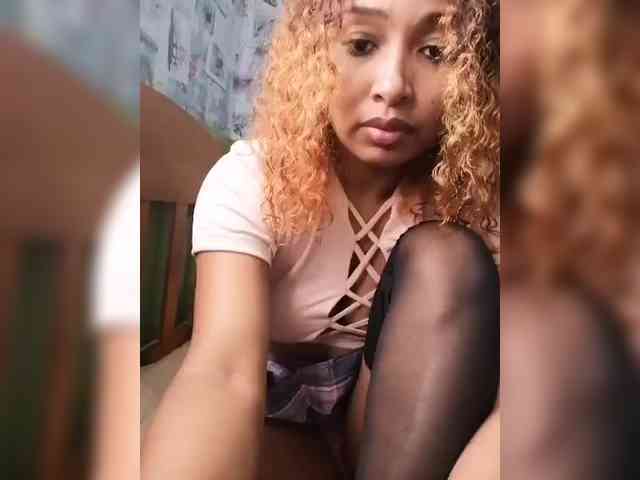 Babylove22 webcam