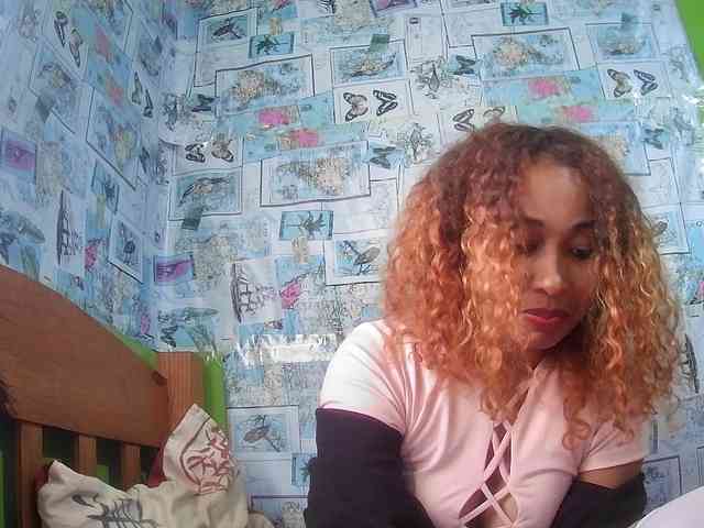Babylove22 webcam