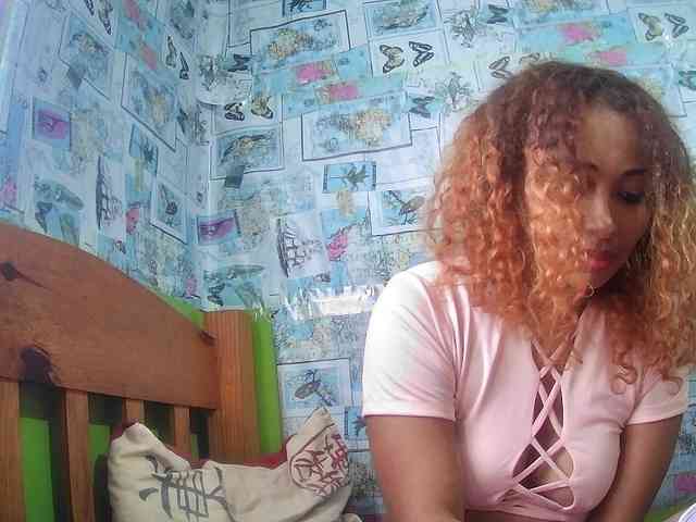 Babylove22 webcam