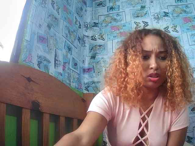 Babylove22 webcam